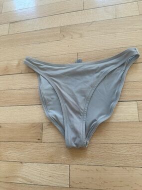 Skims Bikini Bottoms